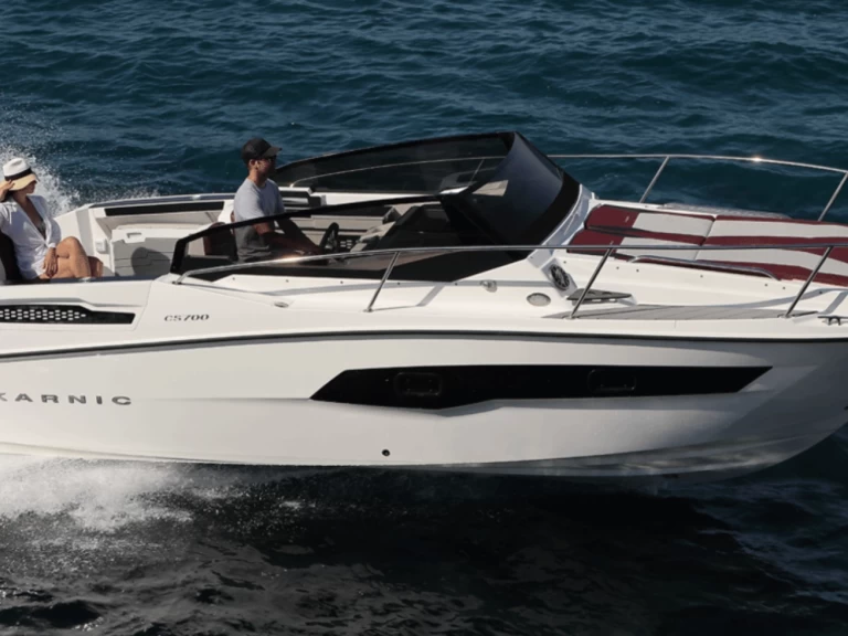 Louez un Karnic CS 700 HT à Sant Antoni de Portmany