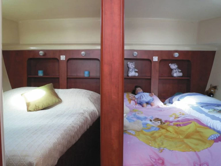 Location bateau Estivale Quattro B à Glénac sur Samboat