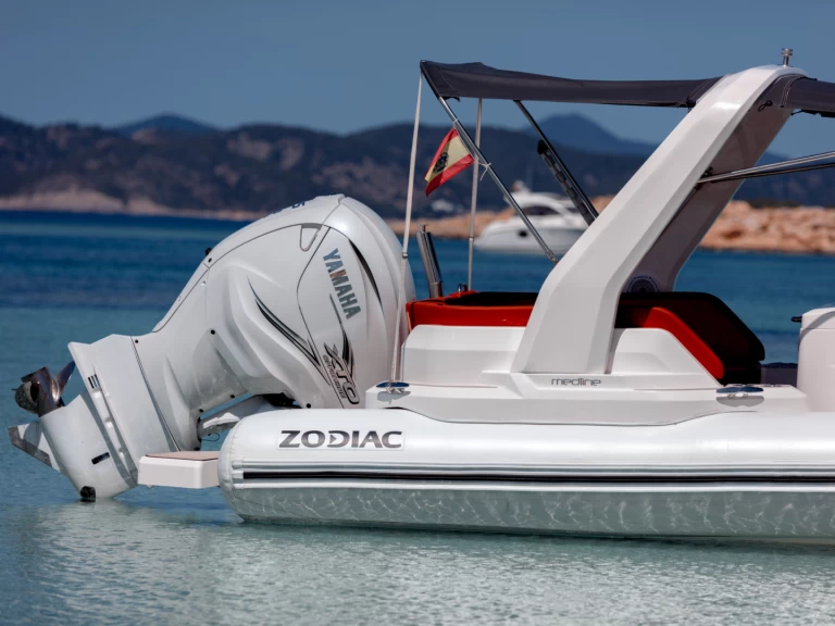 Location Semi-rigide Zodiac avec permis