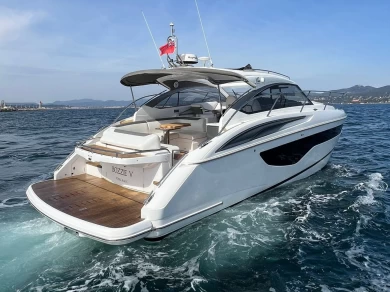 Båtuthyrning Princess Princess V40 i Port des Marines de Cogolin på Samboat 