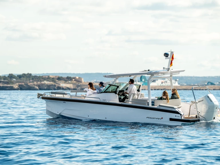 Bateau à moteur à louer à La Trinité-sur-Mer au meilleur prix