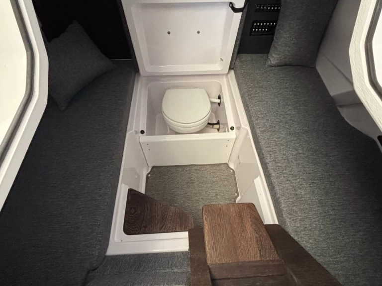 Location Bateau à moteur Axopar avec permis