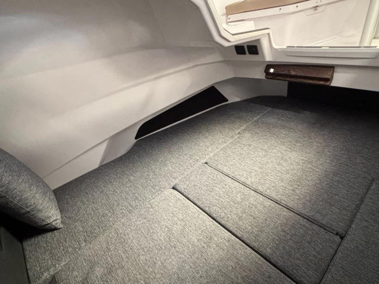 Bateau à moteur à louer à La Trinité-sur-Mer au meilleur prix