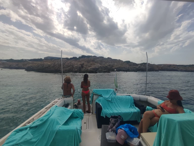 Louer Bateau à moteur avec ou sans skipper Tiara à Porto Rotondo