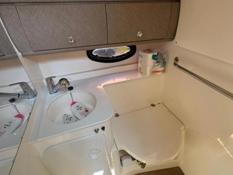 Location bateau Bavaria Bavaria 32 Sport à Palerme sur Samboat