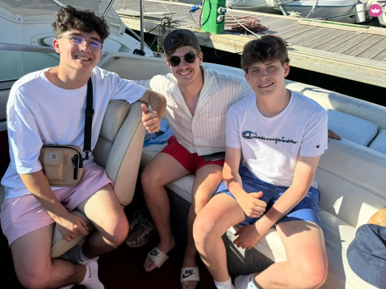 Location bateau Palerme pas cher Crownline 225 CCR