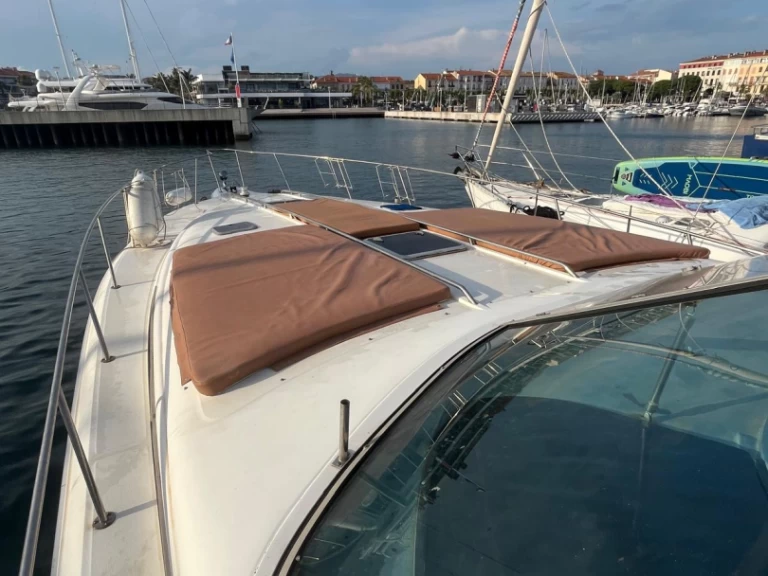 Location bateau Cannes pas cher Sea Ray 420 Sundancer
