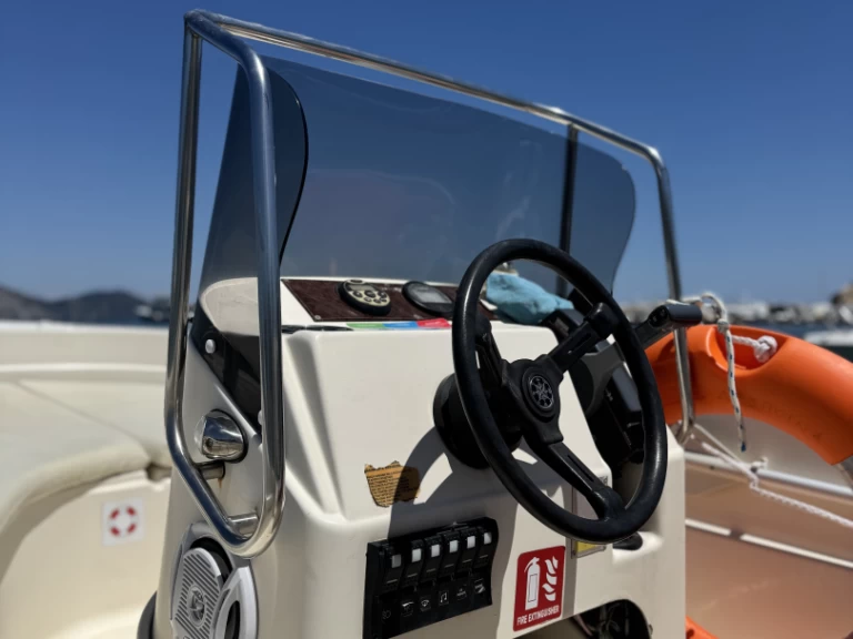 Location bateau Ranieri Azzura à Zakynthos sur Samboat