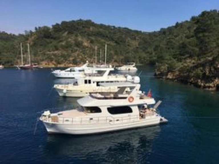 Location Yacht Tuzla Yachts avec permis