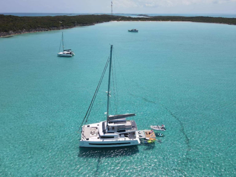 Louez un Bali SNAPDRAGON à Nassau