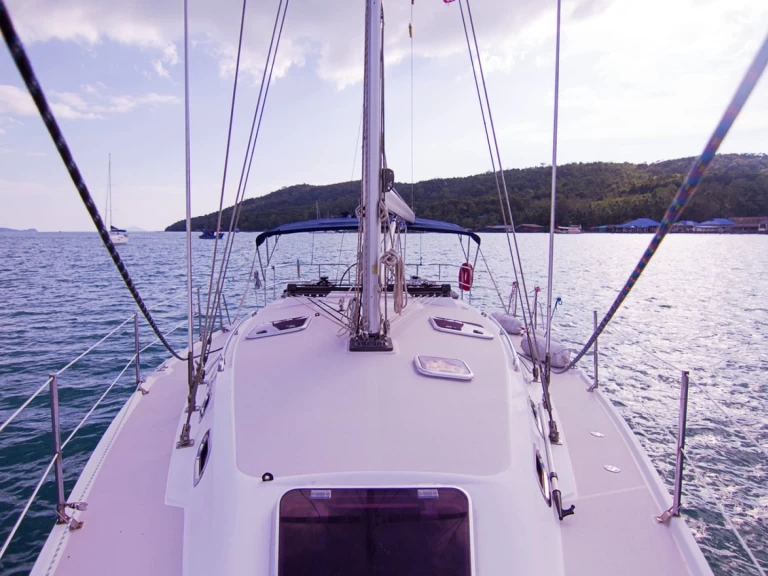 Louez un Catalina Yachts catalina 375 à Mai Khao