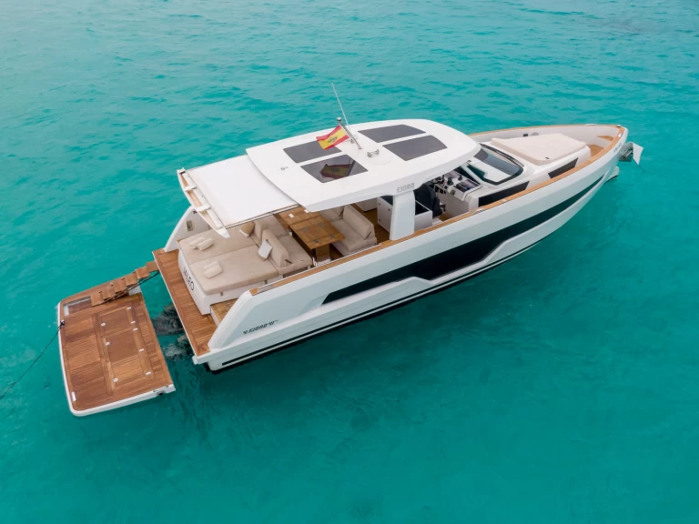 Louer Bateau à moteur avec ou sans skipper Fjord à Ibiza (Ville)