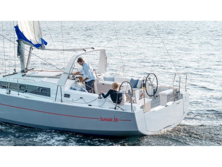 Jeanneau Sun Odyssey 389 a louer à Marina (Ville)