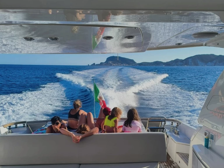 Yacht à louer à Porto Badino au meilleur prix