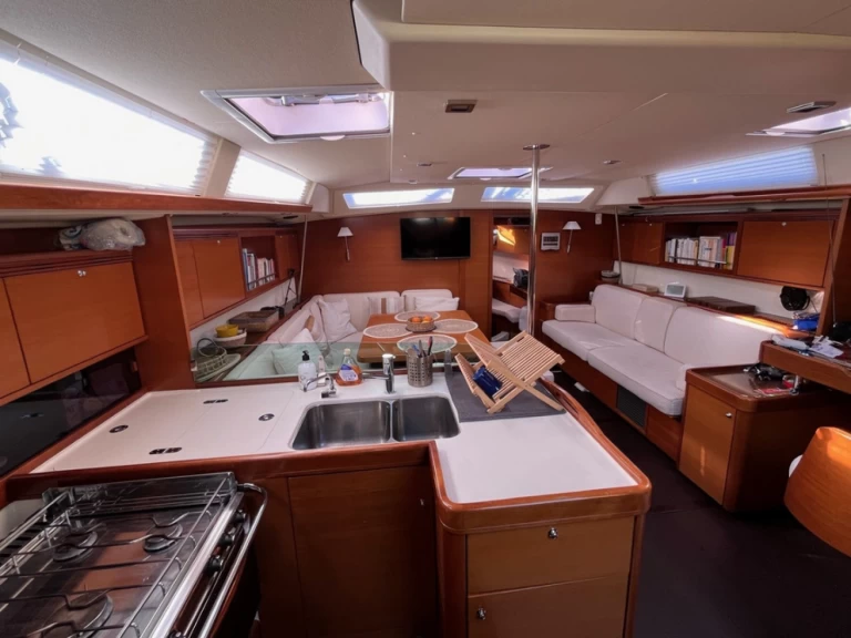 Location bateau Gruissan pas cher Dufour 485 Grand Large