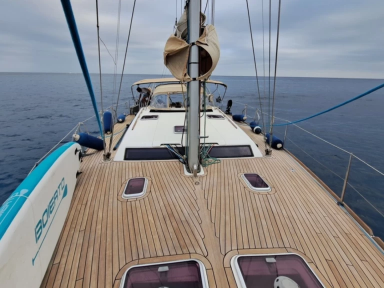 Location bateau Gruissan pas cher Dufour 485 Grand Large