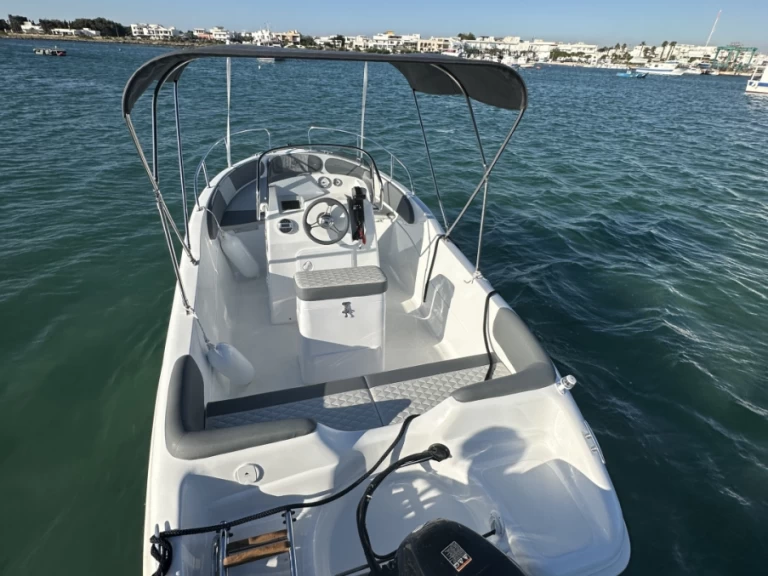 Location bateau Albatros Open 5.65 à Porto Cesareo sur Samboat