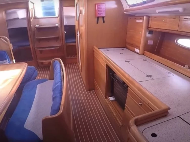 Location bateau Bavaria Bavaria 39 Cruiser à Nikiána sur Samboat