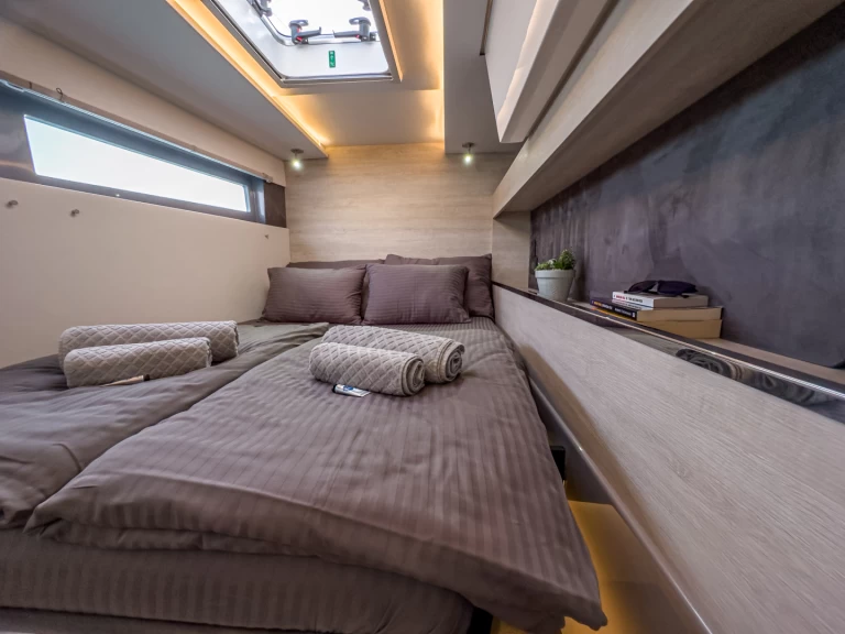 Catamaran à louer à Seget Donji au meilleur prix