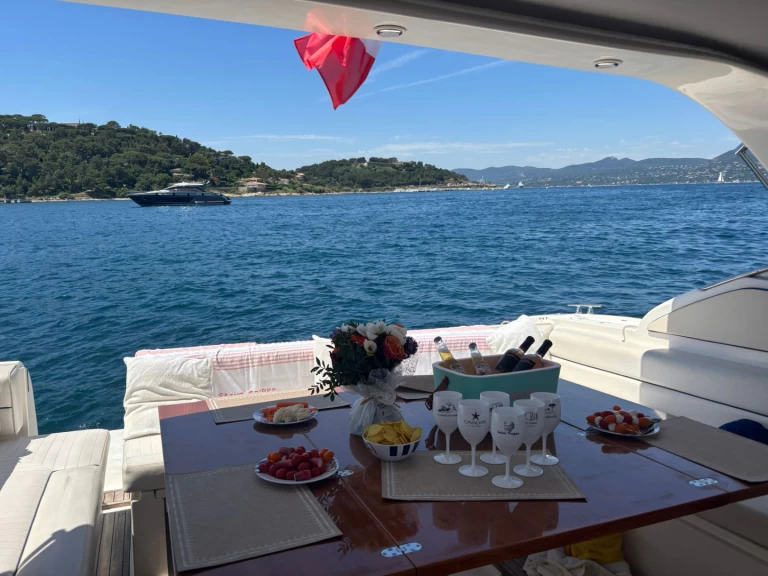 Location Bateau à moteur à Port Grimaud - Fiart Fiart Genius