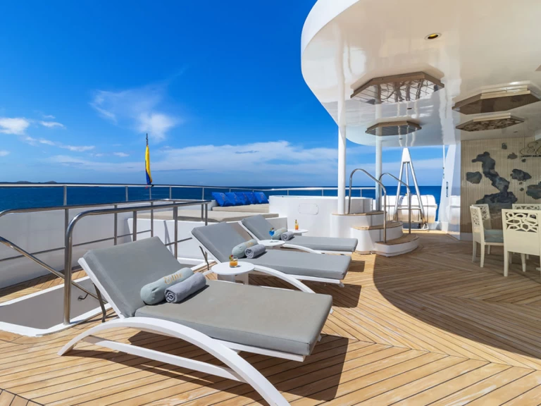 Location bateau Baltra Island pas cher Power Cat - Elite