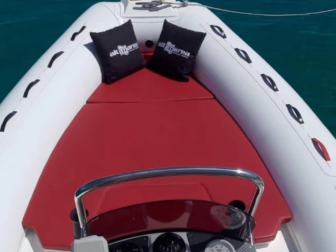 Louez un Altamarea Wave 20 à Palerme