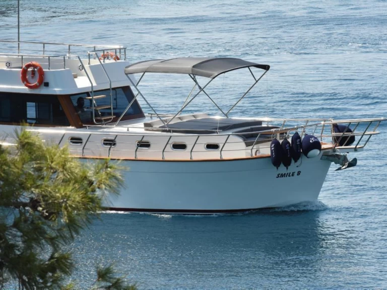 Location bateau Fethiye pas cher costom made