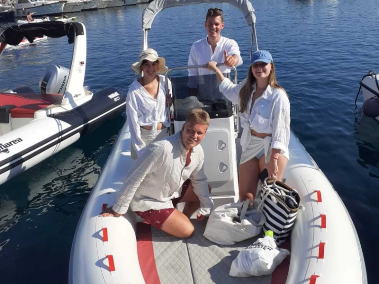 Louez un Marel Asoral AL 100 à Palerme