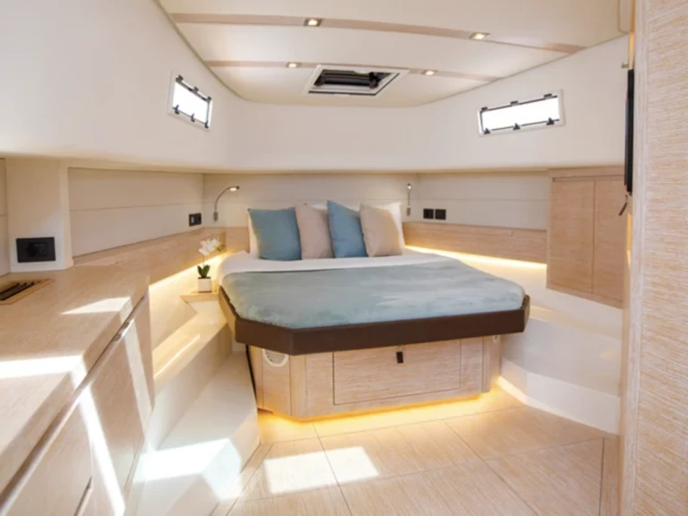 Location Yacht Pardo Yachts avec permis