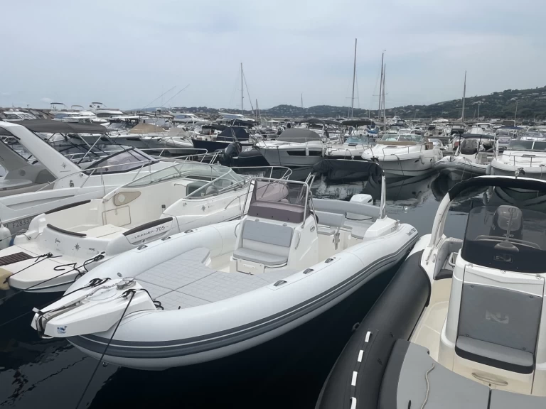 Location bateau Les Issambres pas cher 790 Pro Dynamic