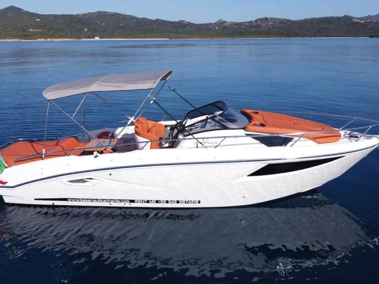 Louez un Cranchi Endurance 30 à Porto Cervo