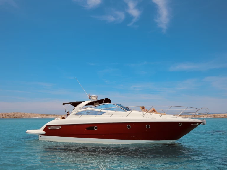 Location Bateau à moteur Cranchi avec permis