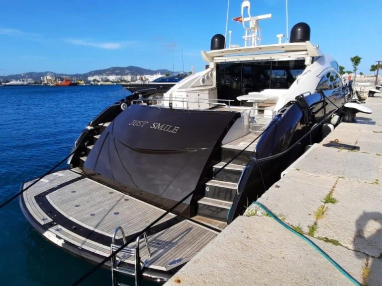 Location bateau Ibiza (Ville) pas cher Predator 82
