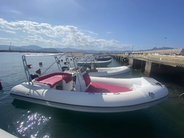 Location bateau Arbatax pas cher Domar F6.5