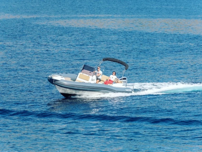 Location bateau Marlin Boat 790 Pro Dynamic à Trogir sur Samboat