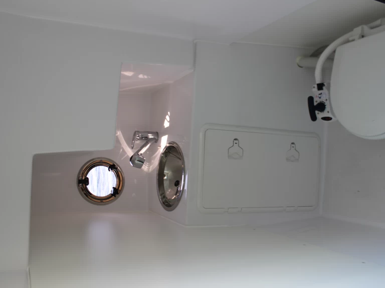 Bateau à moteur à louer à Sant Antoni de Portmany au meilleur prix