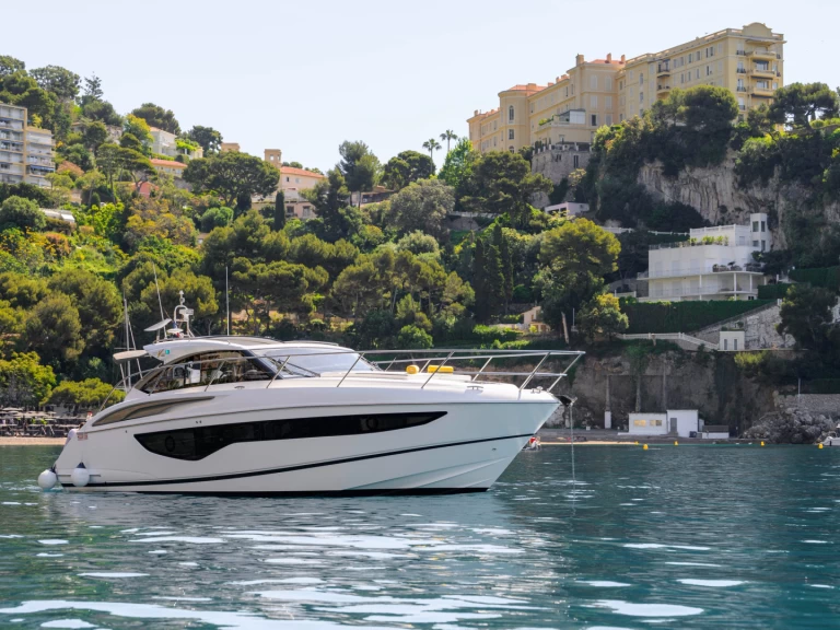 Location bateau Princess Princess V40 à Monaco-Ville sur Samboat