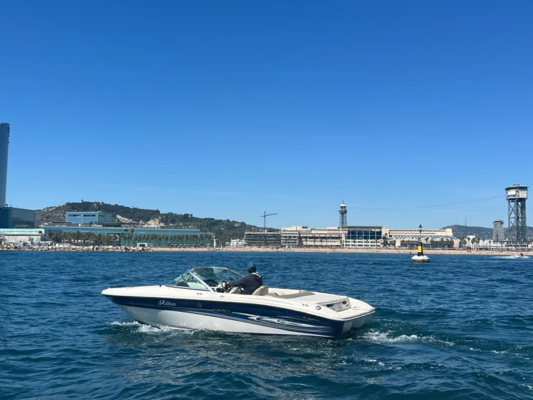 Location bateau Sea Ray Sea Ray 195 Sport à Barcelone sur Samboat
