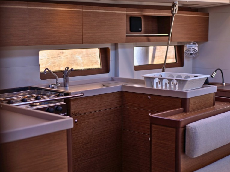 Location à Furnari - Bénéteau Oceanis 51.1 sur SamBoat