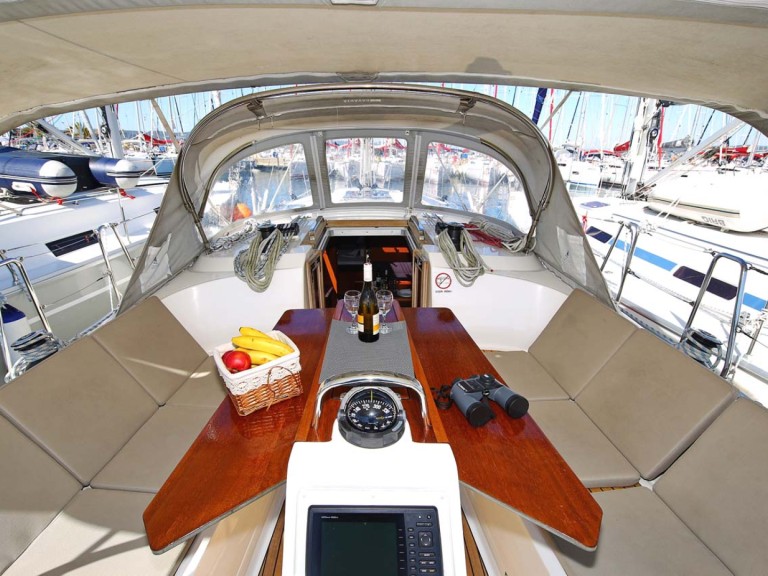 Location Voilier à Murter-Kornati - Bavaria Cruiser 37