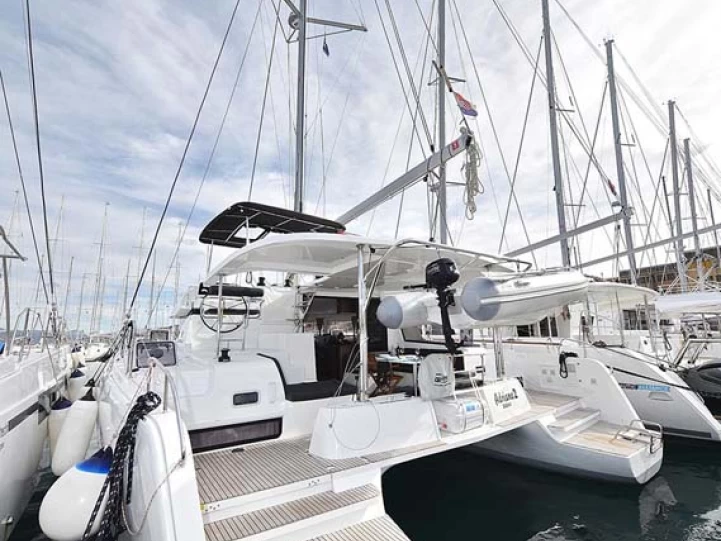 Location Catamaran Lagoon avec permis