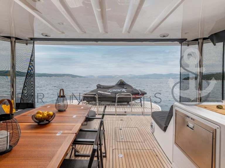 Lagoon Lagoon 55 a louer à Kaštela