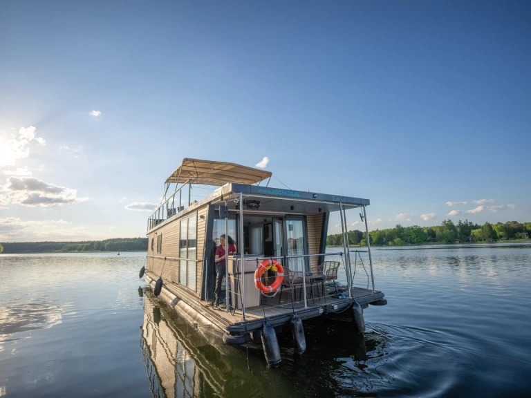 Louer Péniche avec ou sans skipper WOMA à Fürstenberg/Havel
