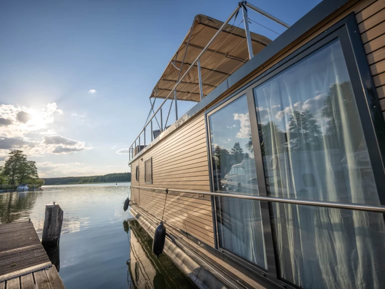 WOMA Woma D13 a louer à Fürstenberg/Havel