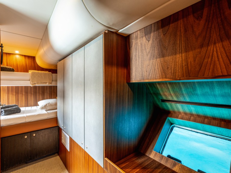 Catamaran à louer à Álimos au meilleur prix