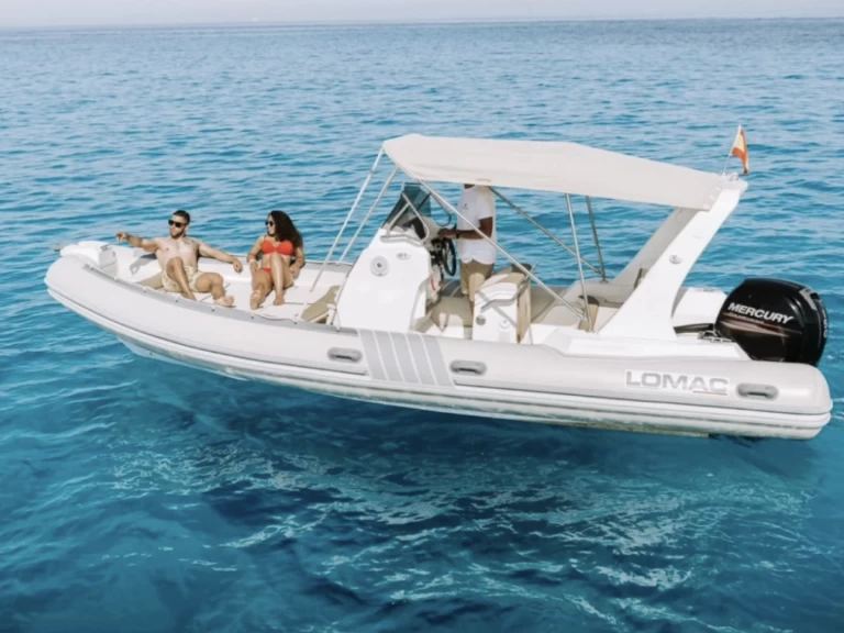 Location Semi-rigide Lomac avec permis