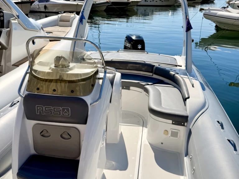 Location bateau Porto di Mergellina pas cher CHARISMA PASSIONE