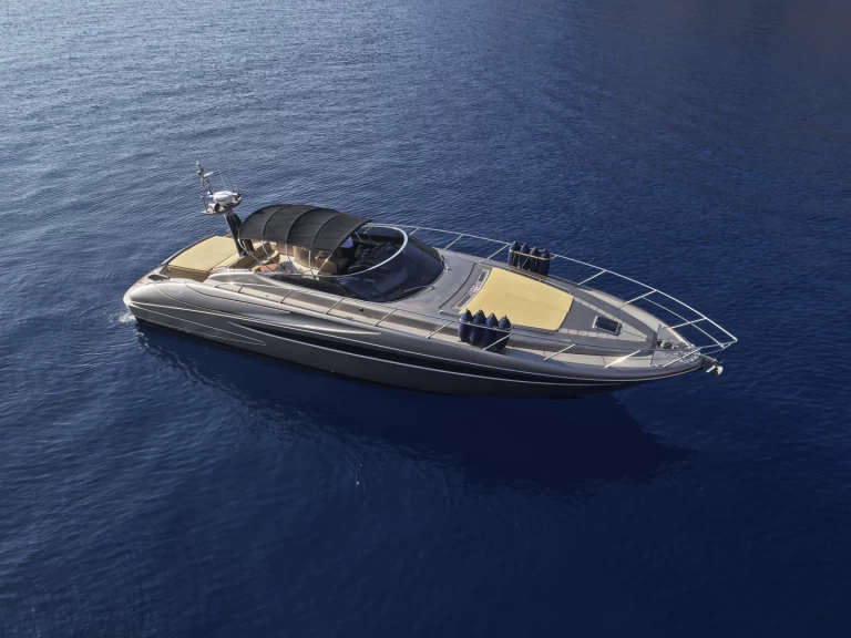 Location à Limáni Lavríou - Riva RIVALE 52 sur SamBoat