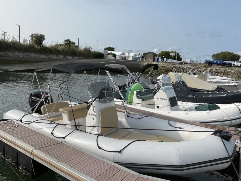 Louer Semi-rigide avec ou sans skipper Bombard à Arcachon