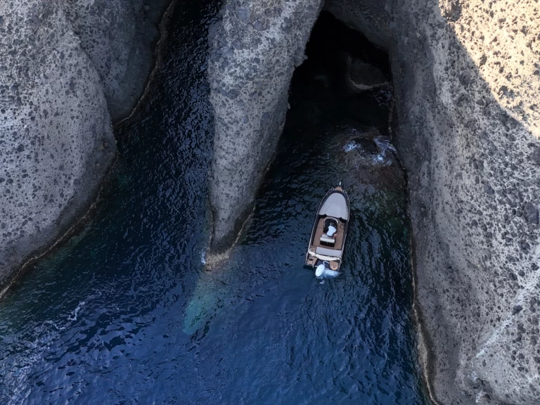 Location Bateau à moteur Poseidon avec permis